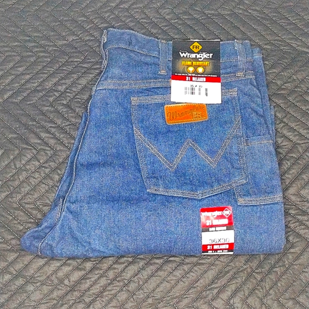 Wrangler FR 36x30 NWT Flame Resistant Relaxed Fit